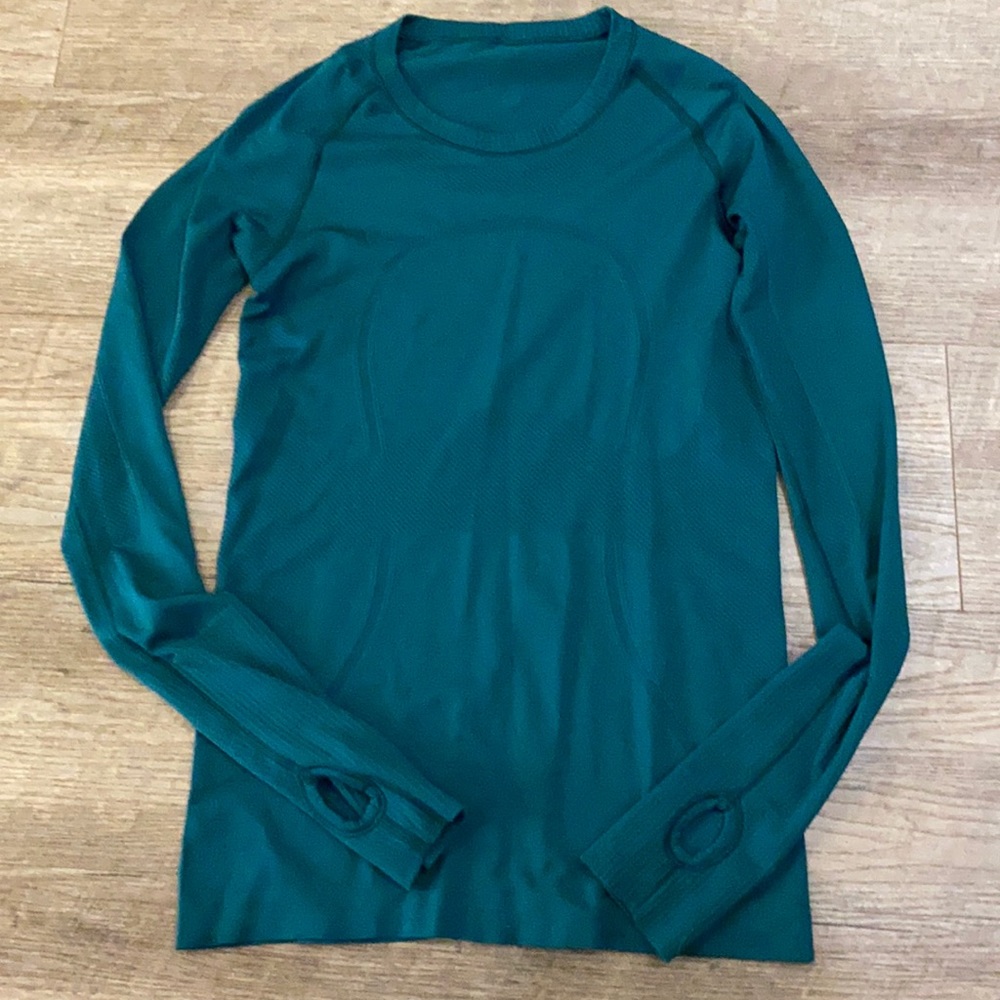 Lululemon swiftly tech long sleeve shirt 6
